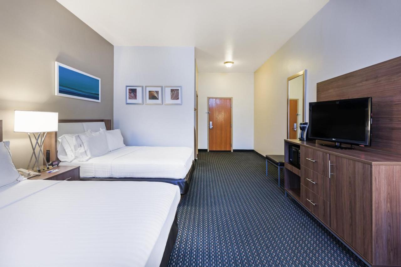 Holiday Inn Express & Suites - Pharr By Ihg Exterior foto